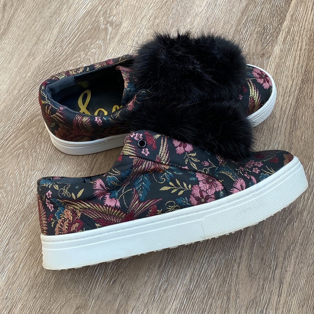 Sam Edelman  LEYA Pom-pom shoes ✨size 7 ✨37✨